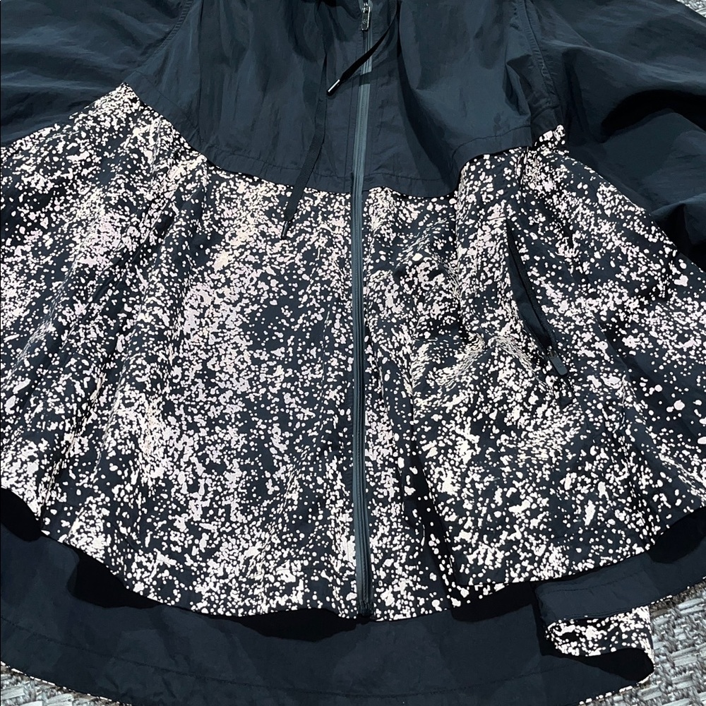 Lululemon x SoulCycle | Ride & Reflect Jacket - Picture 2 of 16